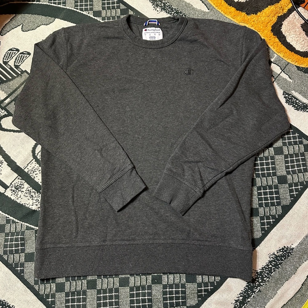 Champion Gray Crewneck Sweater Soft Relaxed Fit